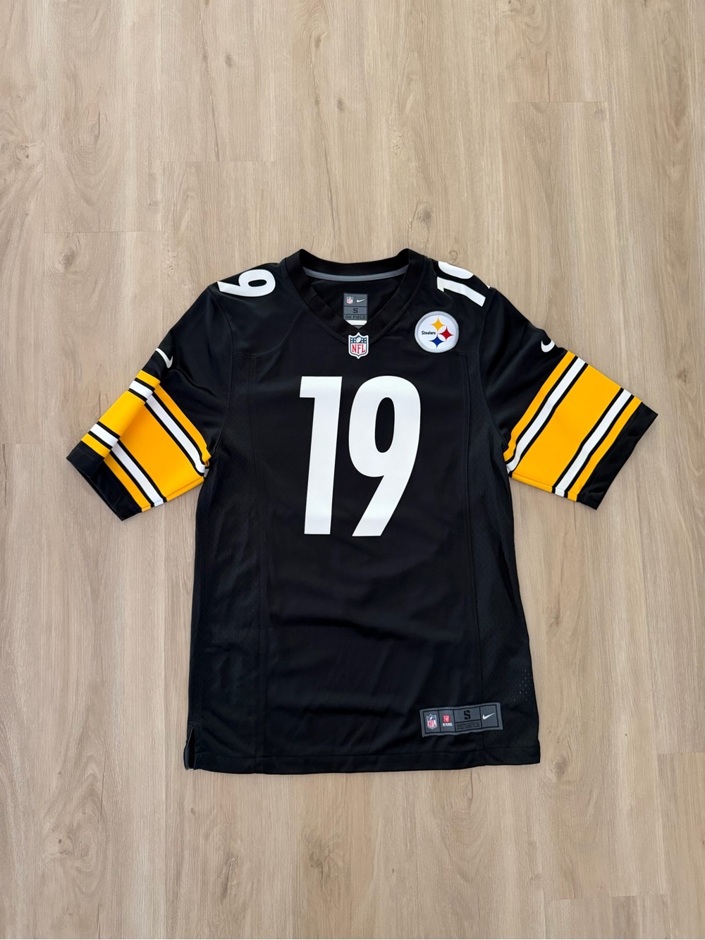 Pittsburgh Steelers JuJu Smith-Schuster Nike NFL Jersey, Size Small